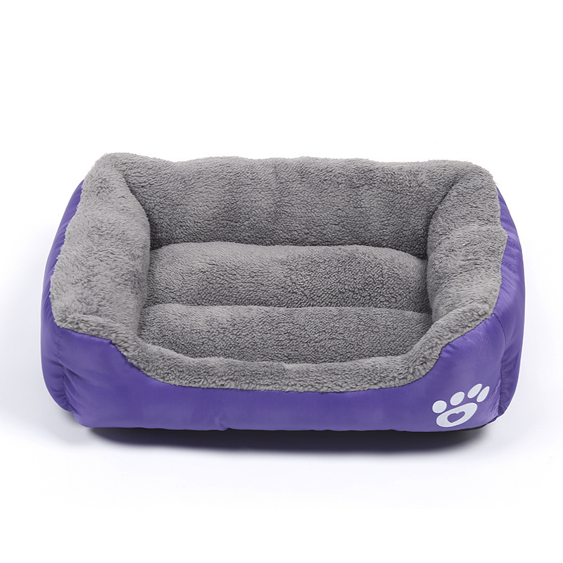 Cozy Fleece Pet Bed with Waterproof Bottom for All Pet Sizes - Image 6